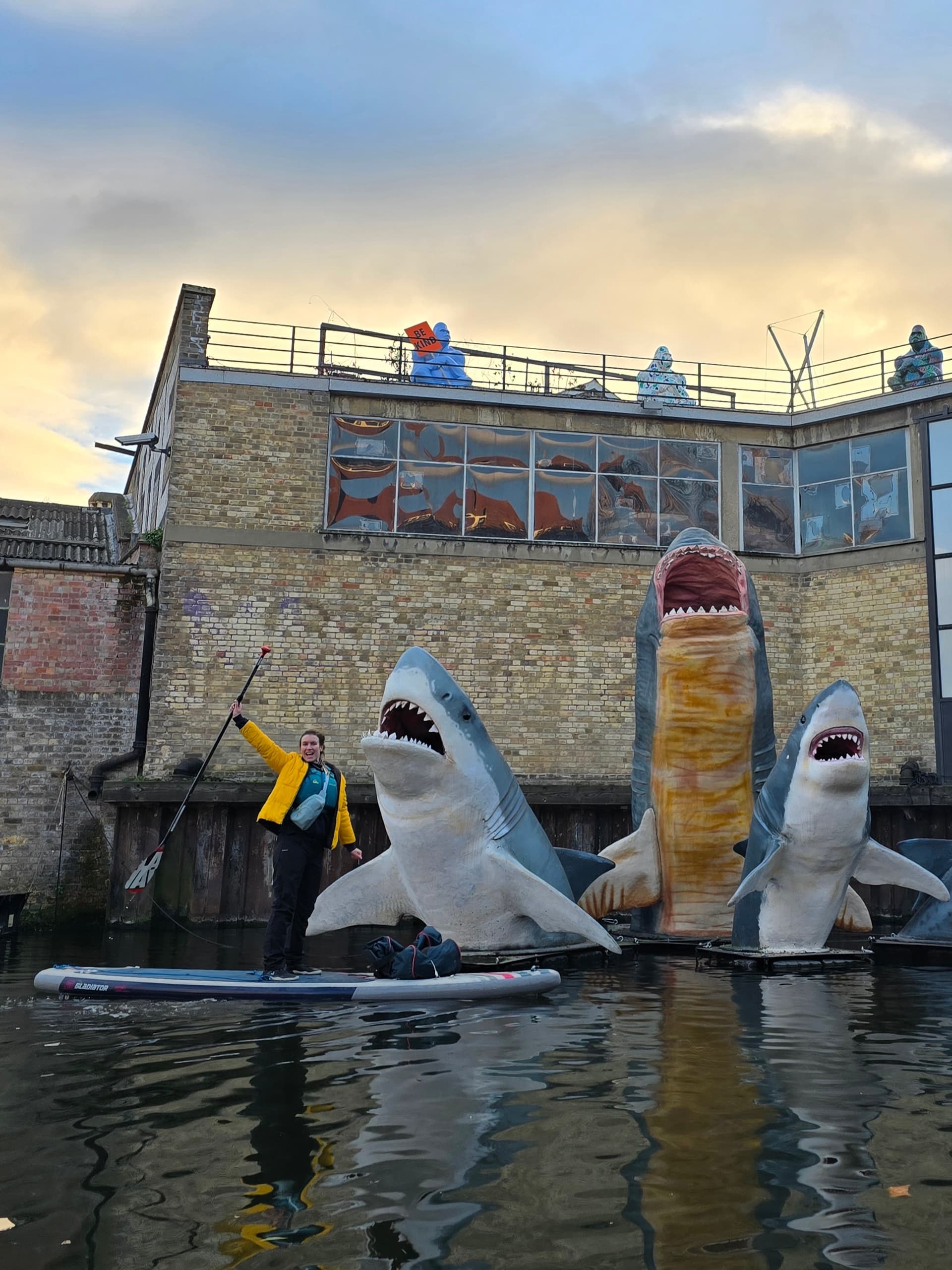 Paddle Regent's Canal: Islington SUP Safari with Optional Sauna photo 3