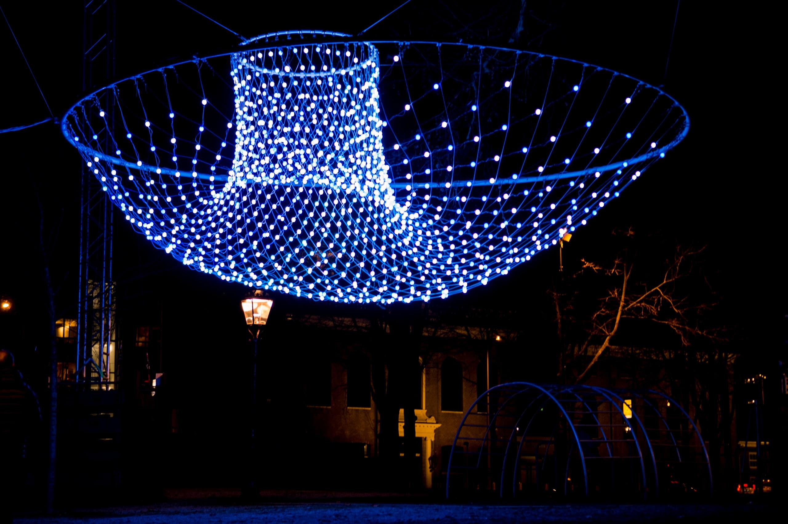 Explore Amsterdam Light Festival on a Luxury Electric Cocktail Cruise