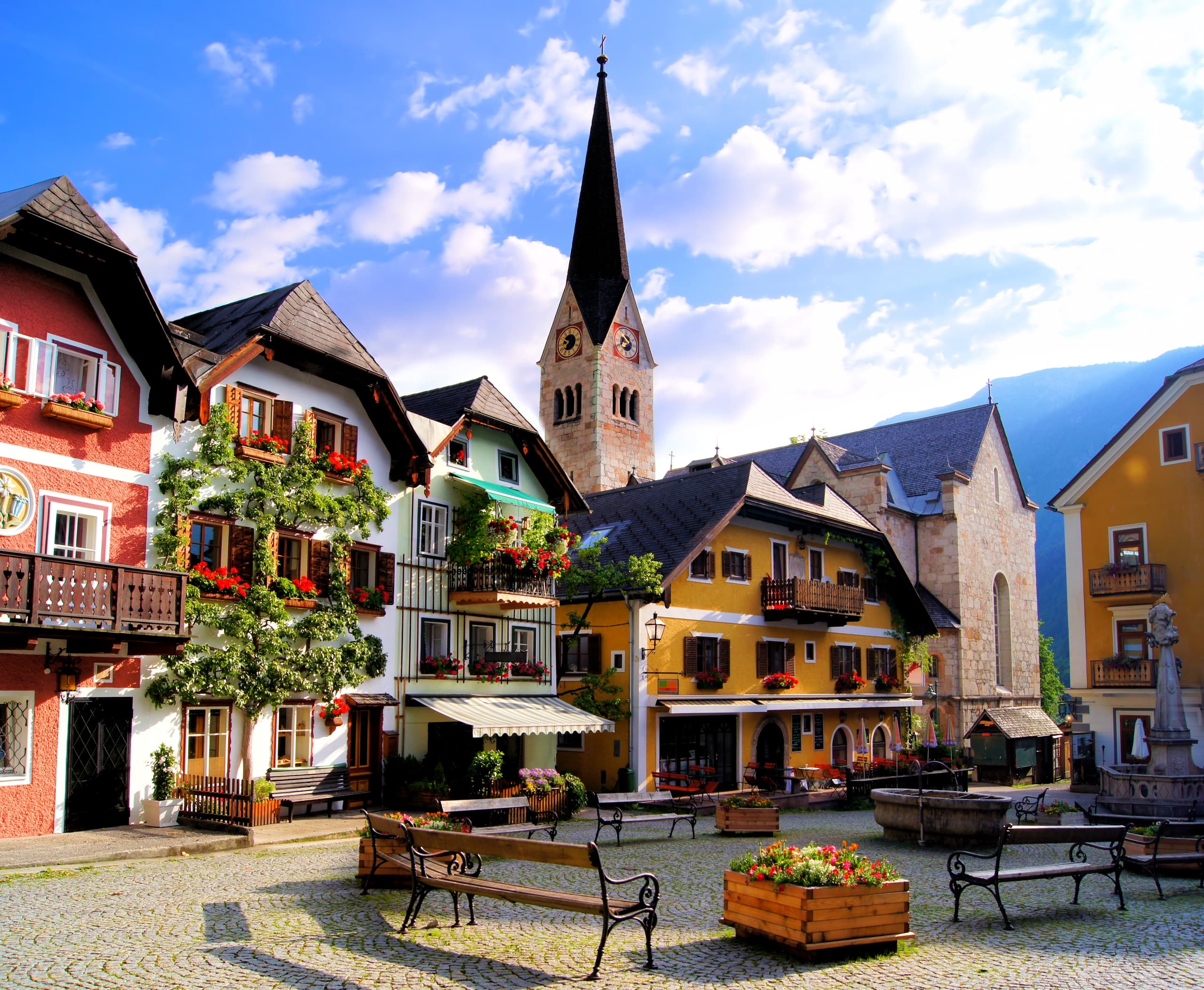 Hallstatt Day Trip from Salzburg: Salt Mines, Skywalk & Lake Adventure