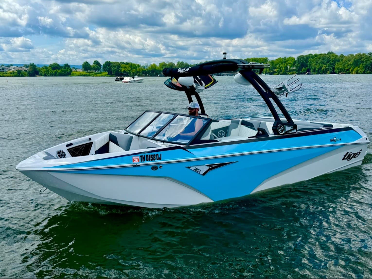 Tigé Z1 Wakeboat Rental Near Winchester, TN — Premium Wake Surf & Wakeboard Days