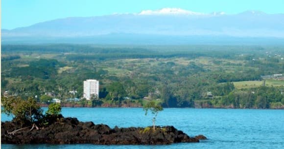 City Tour & Iconic Sites with Hoppa On Hoppa Off in Hilo