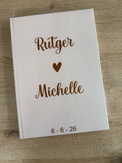 Modern Booth & Personalized Guestbook Rental in Leeuwarden — Complete 3-Hour Package photo 3