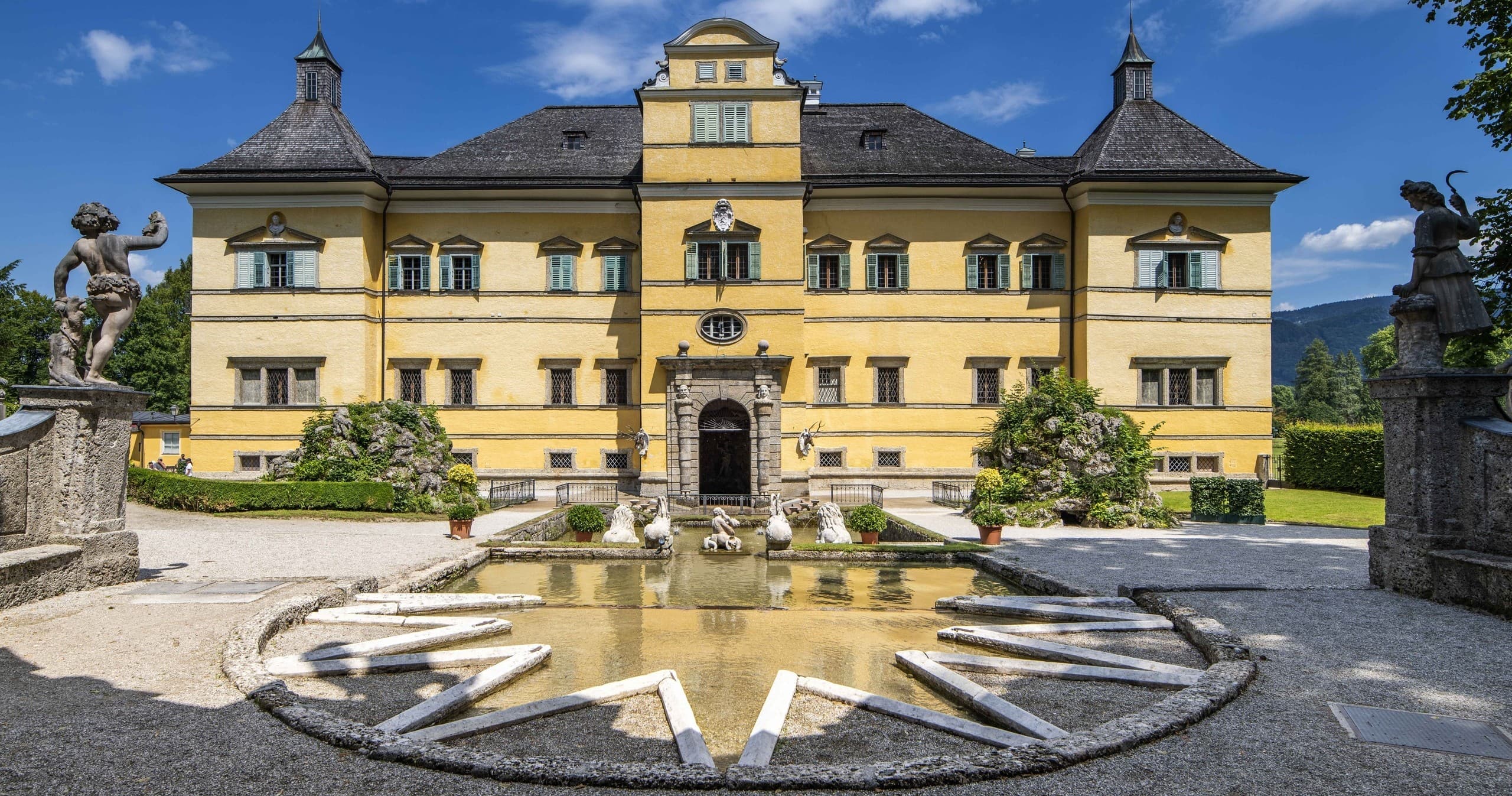Bike & Sightsee: Sound of Music Tour in Salzburg