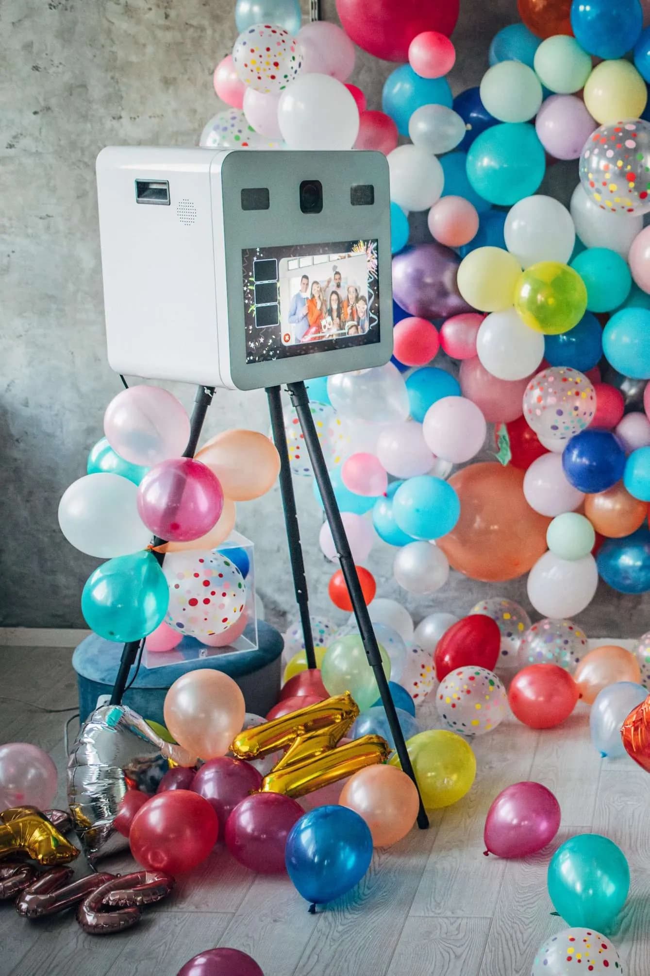 Modern Booth & Personalized Guestbook Rental in Leeuwarden — Complete 3-Hour Package