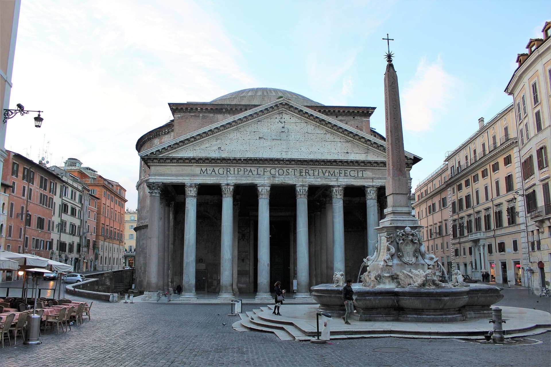 Pantheon Skip-the-Line Tour in Rome with Doooing