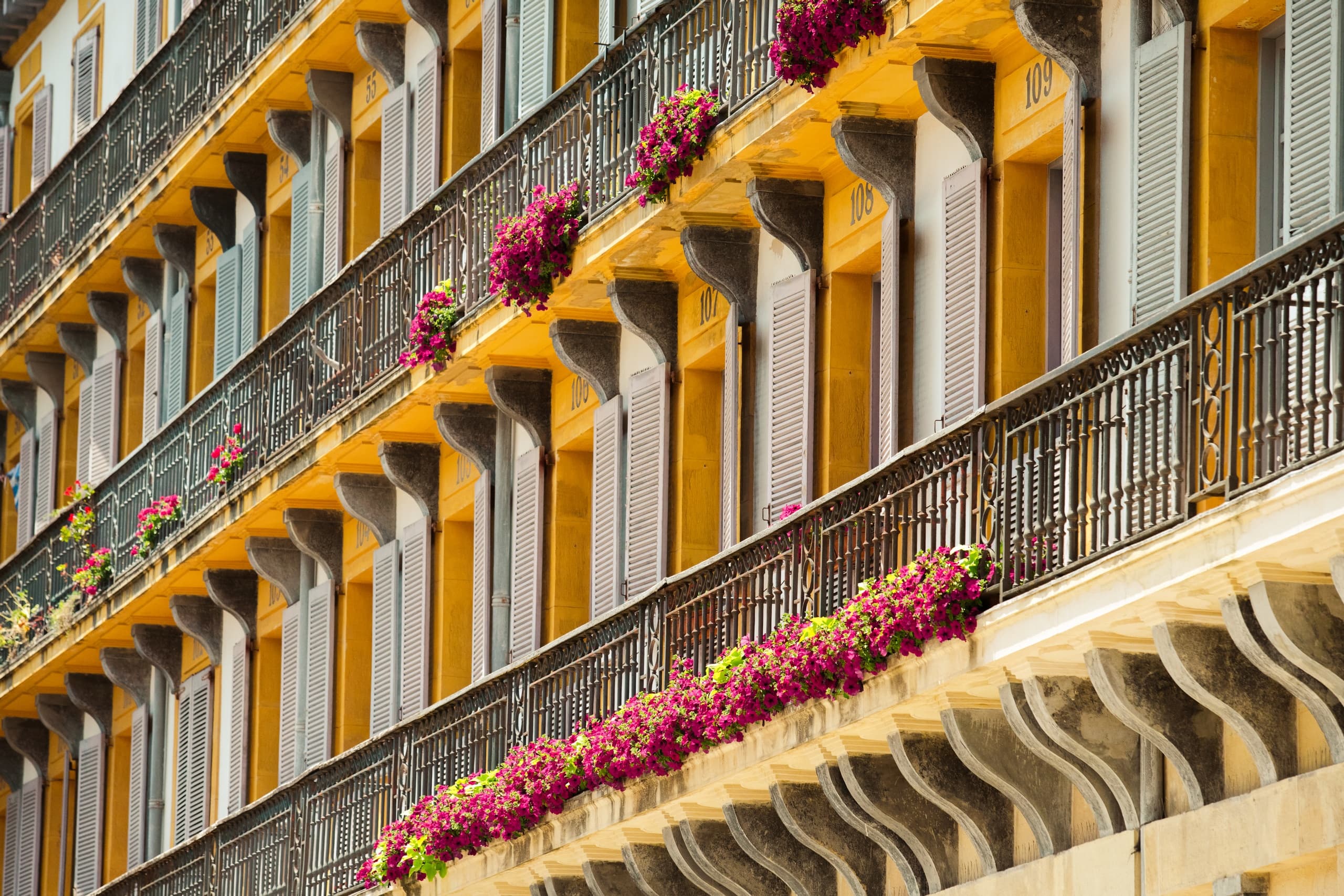 San Sebastián Pintxos & Sightseeing with Ikusnahi Tours