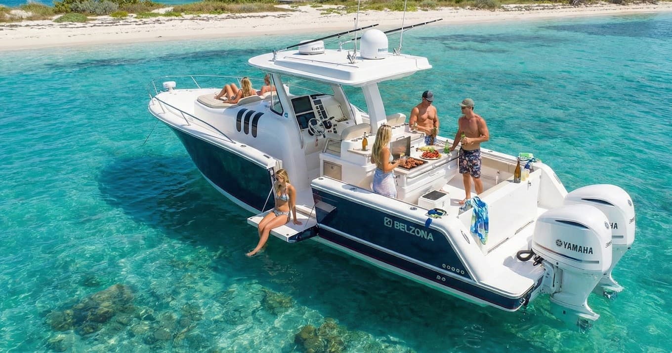Luxury Private Cruise in Key West — Private Sandbars, Reefs & Lobster Charters