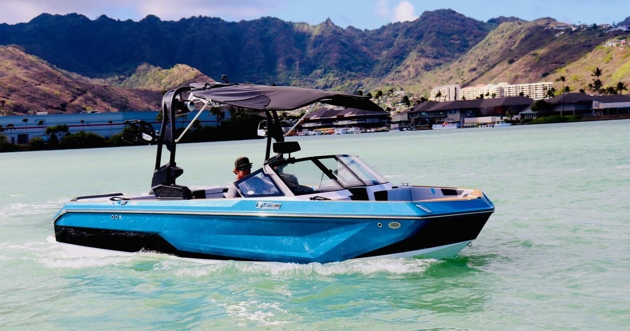 Explore Hawaii’s Coral Reefs and Marine Life on the Turtle Adventure Combo