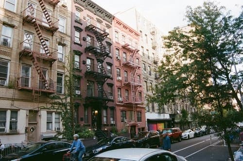 Downtown Highlights Walking Tour with Nicky Tours NYC