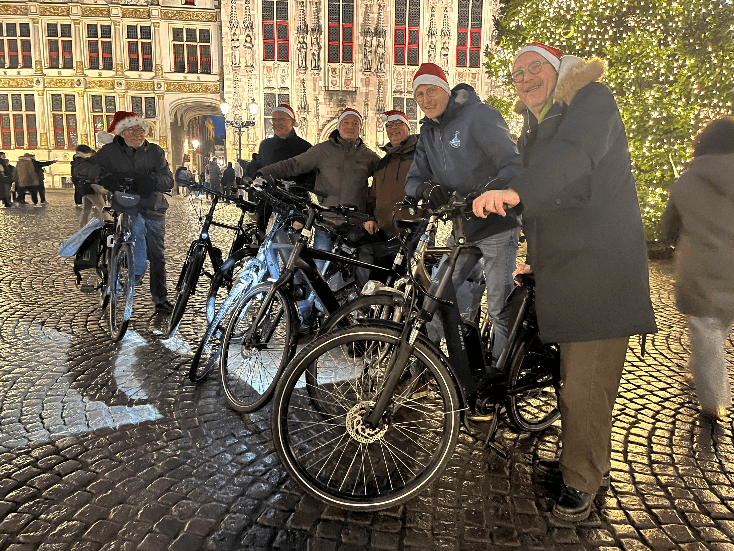 Ride Bruges' Christmas Lights: Wicked Christmas Experience Shared Bike Tour photo 4