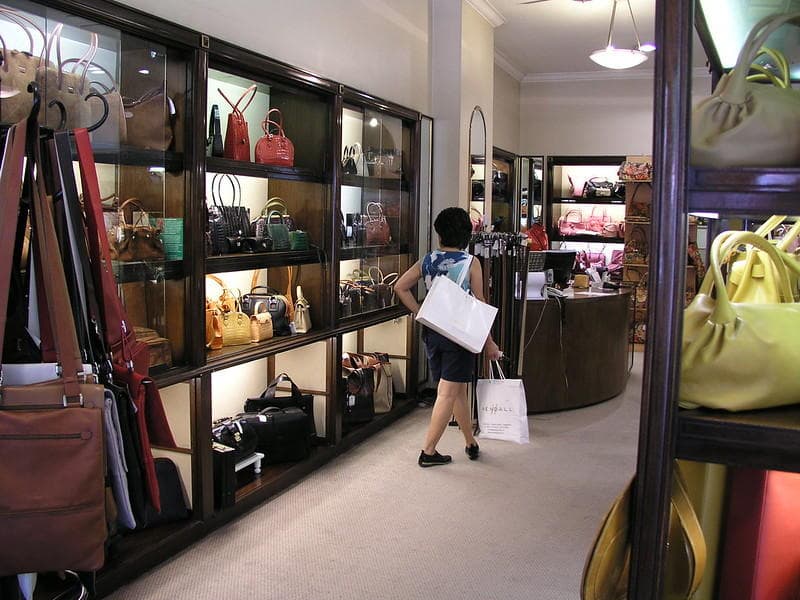 Leather & Outlet Shopping with Buenos Aires Tours