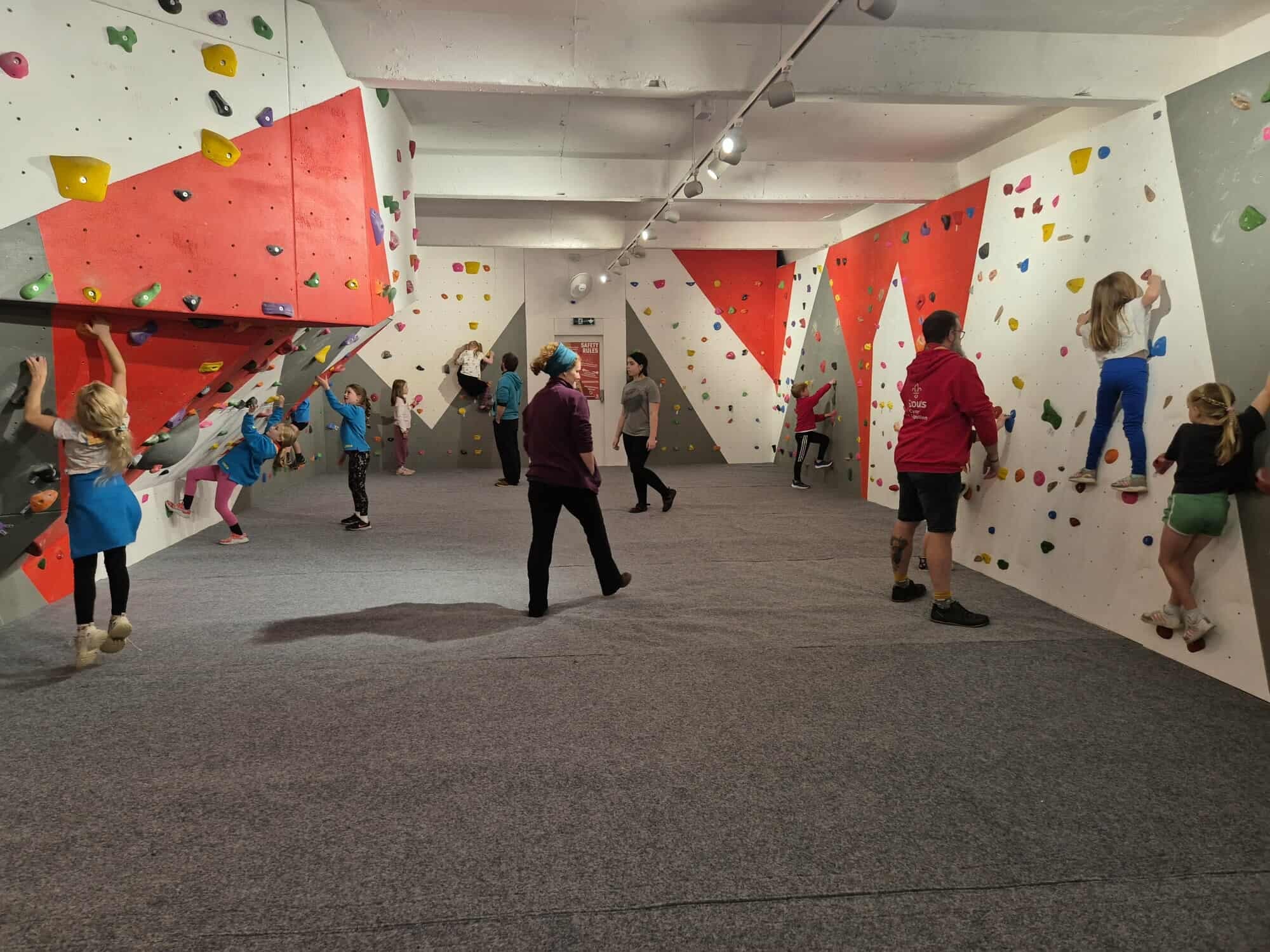 Bloc Bouldering Club (5 - 11 yrs) - Kid-Friendly Climbing in Llangollen photo 4
