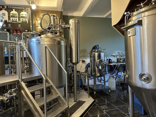 Stadsbrouwerij Middelburg: 90-Minute Brewery Tour, Historic Middelburg Walk & Taproom Tasting
