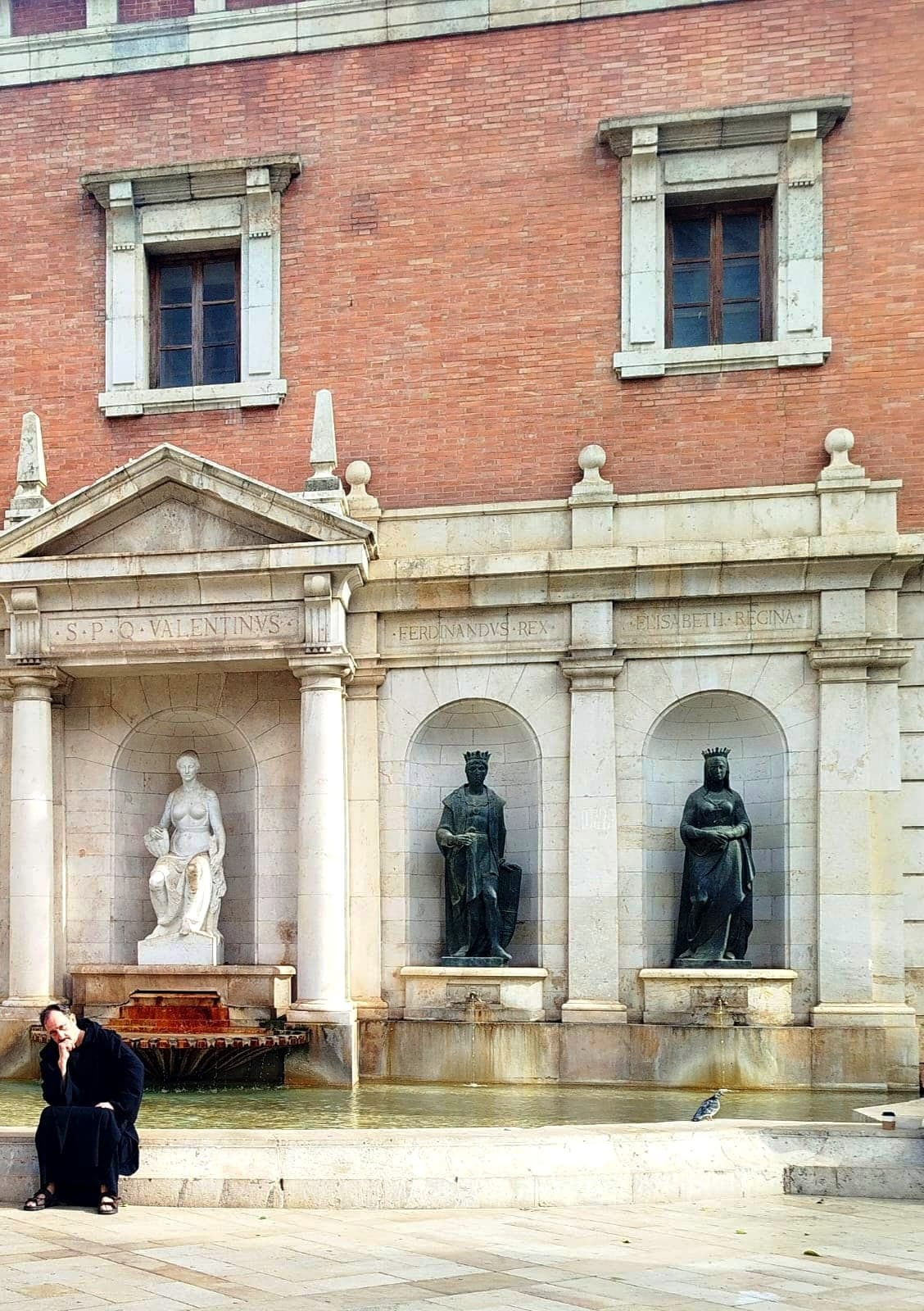 Guided Borja Walking Tour in Valencia from Torres Serranos