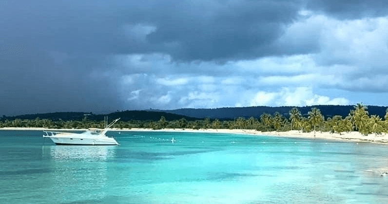 Deluxe Day Cruises in Vieques, Puerto Rico