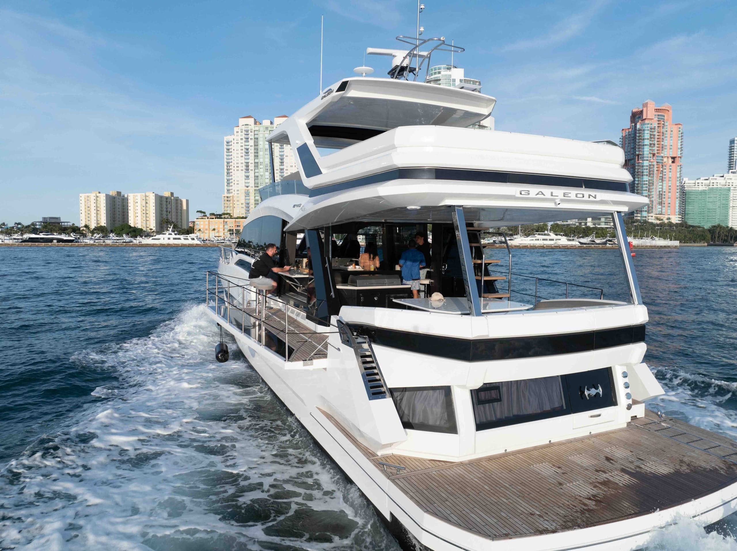 Watercraft & Vacation with Miami Boat Experts