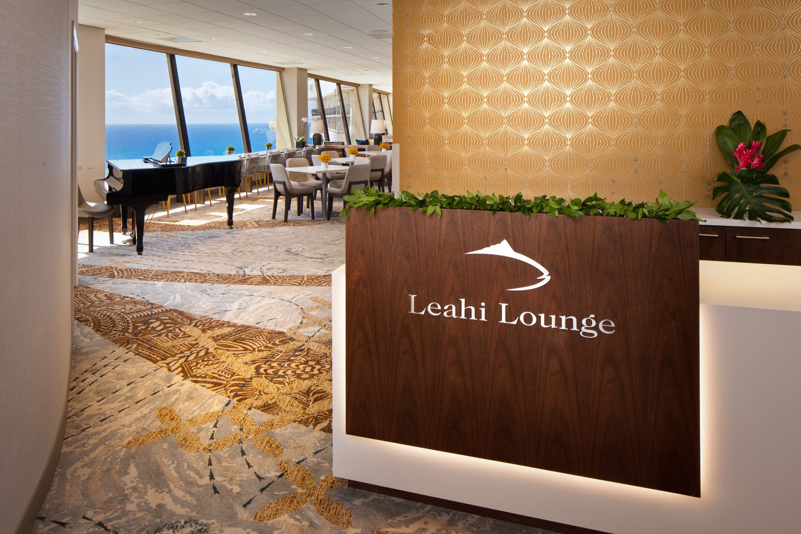 Celebrate Christmas with a Festive Buffet at Leahi Lounge in Honolulu photo 3