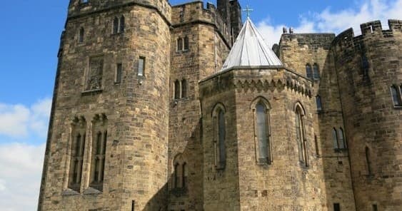 Land Adventures in Scotland with Scottish Borders & Alnwick Tour