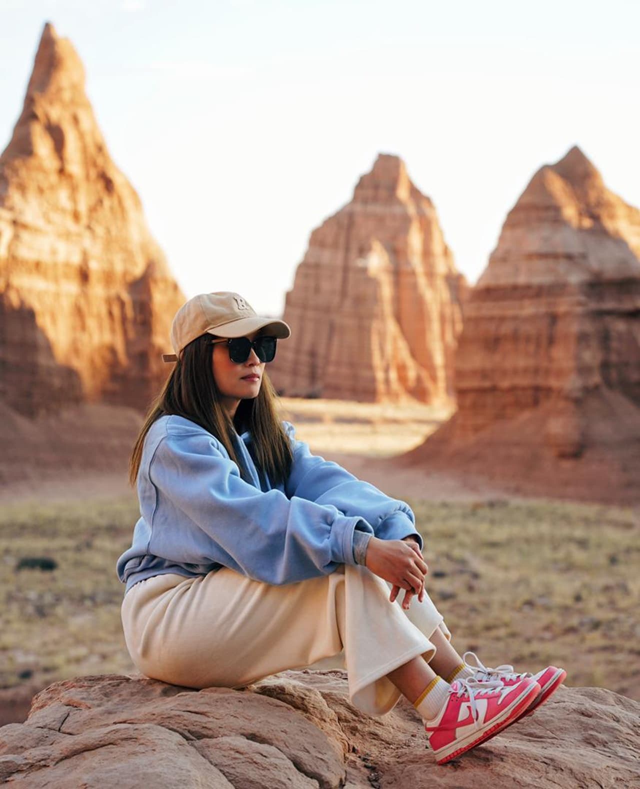 Off-Road to the Temples of the Sun and Moon: Shared Half-Day Capitol Reef 4x4 Tour