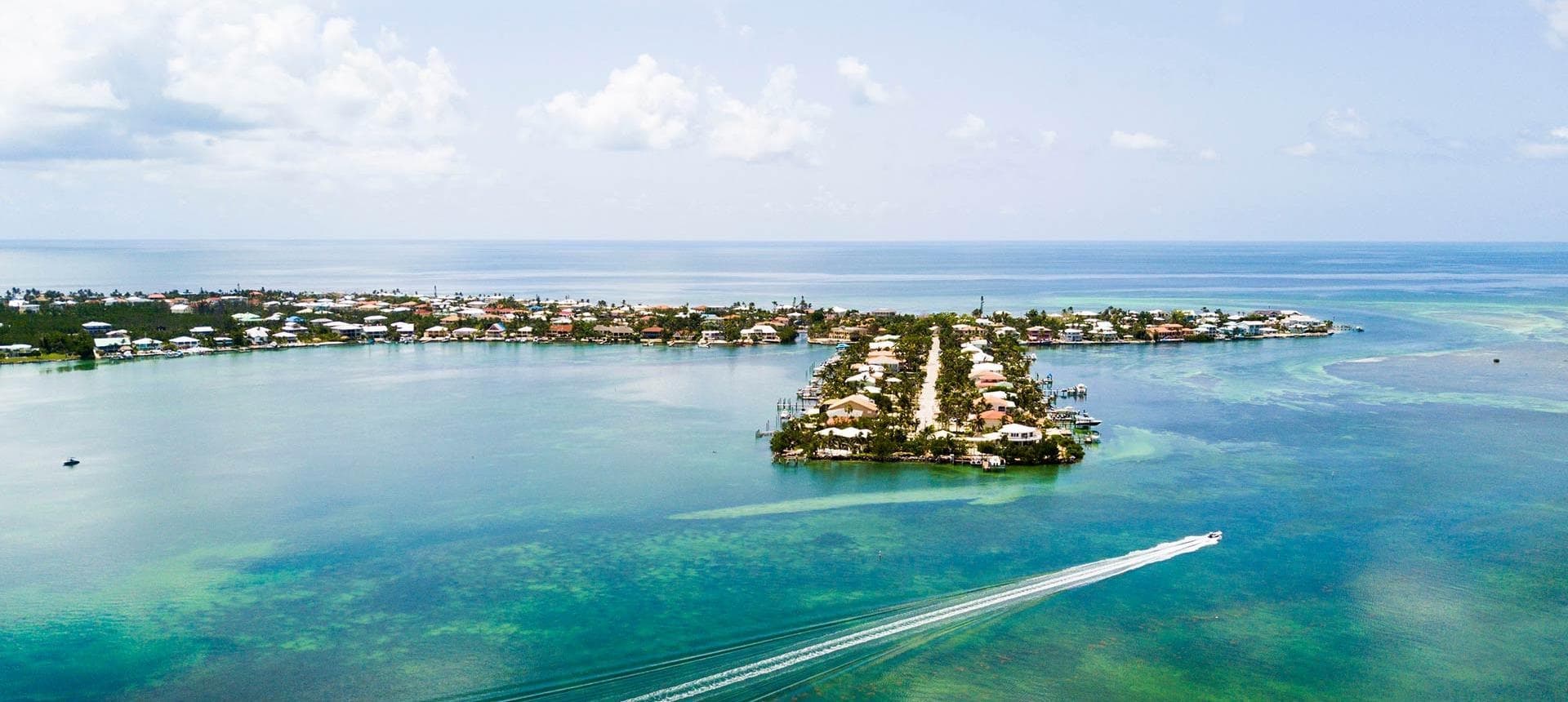 Five Day Boat Rentals: Duck Key Day Trips for Snorkeling, Fishing & Family Adventures