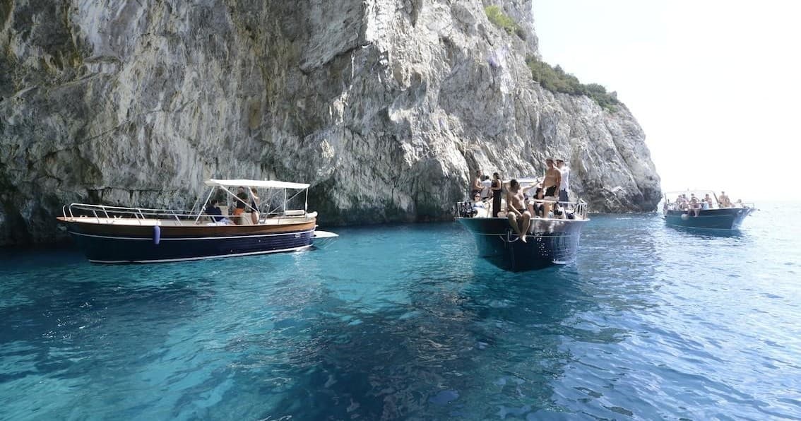 Boat Charter & Water-Activities: Capri Tour with You Know! S.r.l