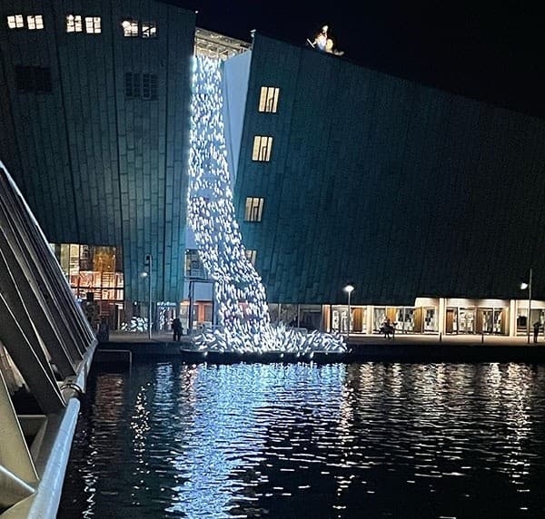 Privé Amsterdam Light Festival Guided Bike Tour | Bike Tour in Amsterdam | City Tour, Sightseeing Tour, Guided Tour