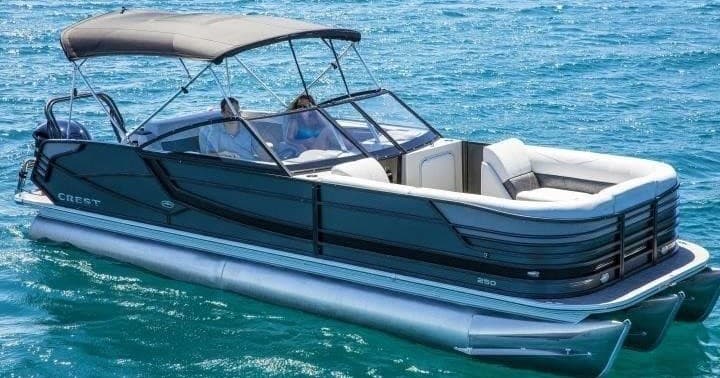 Crest Pontoon Boat Half-Day Rentals at BoatTree Marina in Sanford