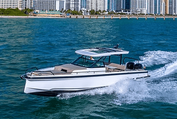 Crossing the Gulf Stream: 38ft Axopar Bimini Day Trip from Miami
