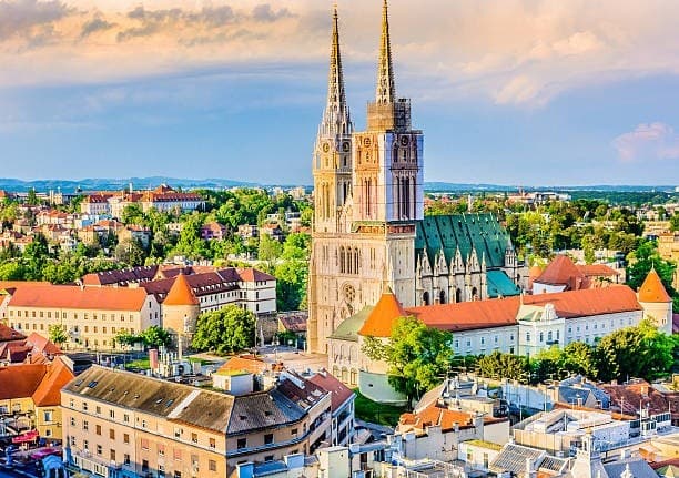 Erasmus Weekend Escape: ESN Graz to Zagreb — 48-Hour City Break in Croatia