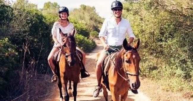 Private Summer Couples Horseback Ride in Buellton, CA