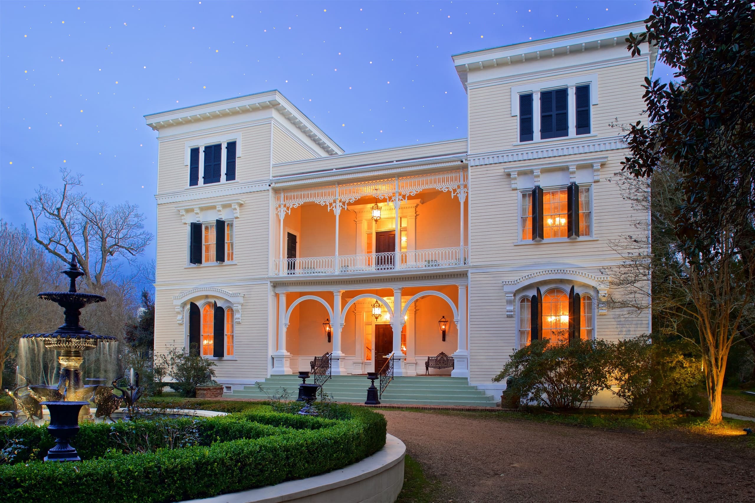 Discover The Twilight Tour at The Towers: Natchez’s Exclusive Easter Evening Experience