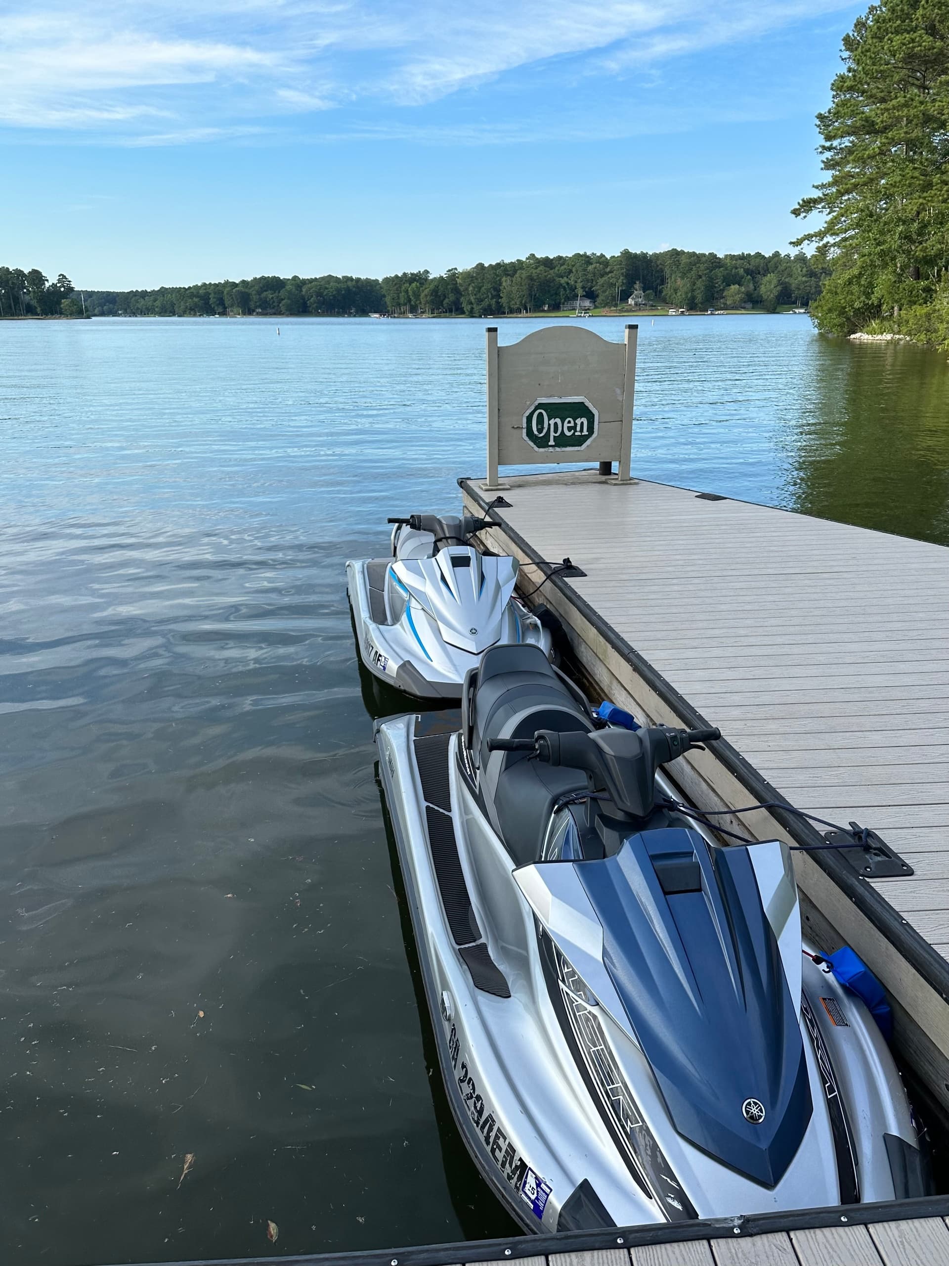 Lake Sinclair Waverunner Rentals in Buckhead, Georgia