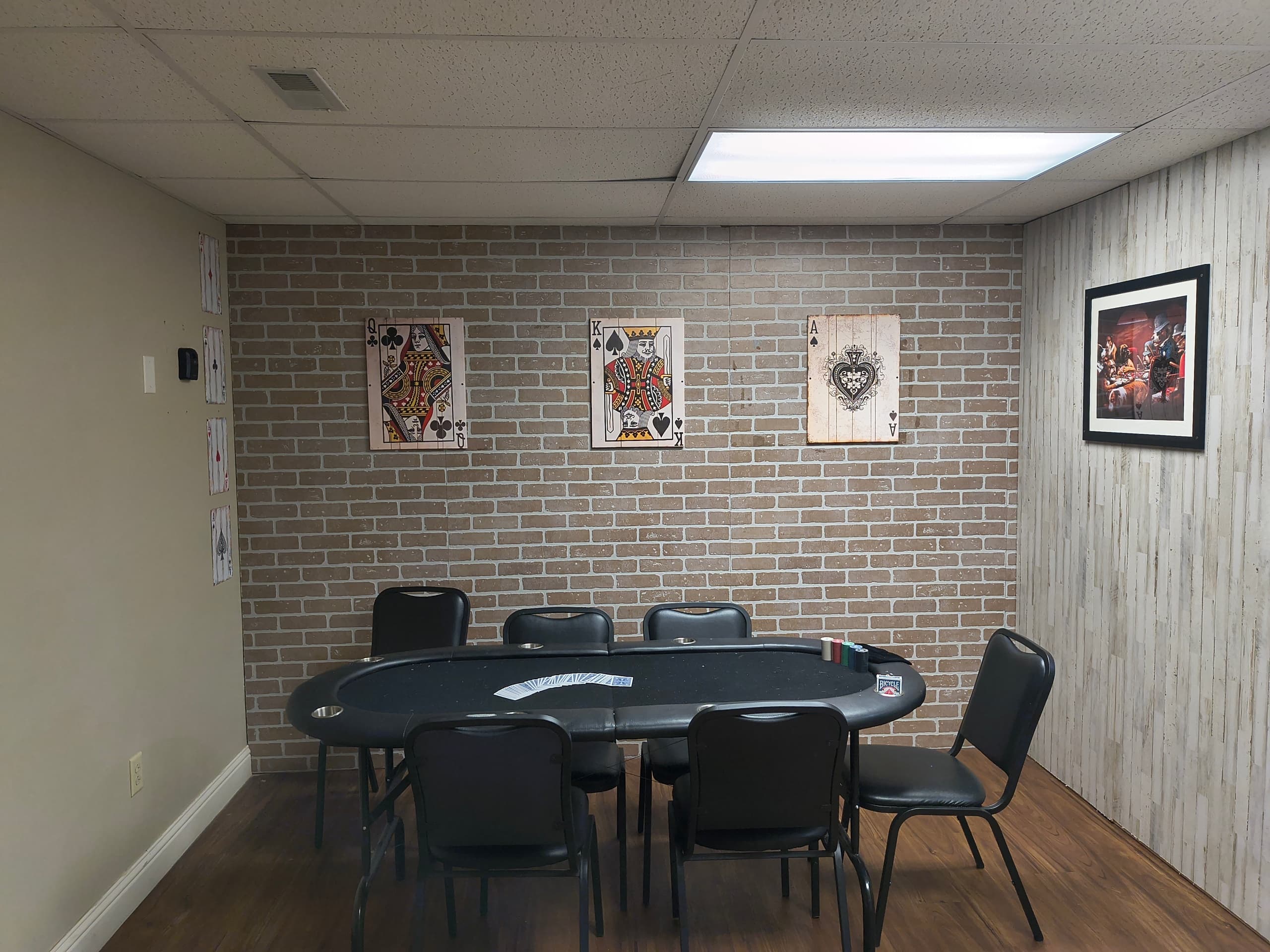 Solve the Hawthorn House Murder: Escape Room in Washington MO photo 3