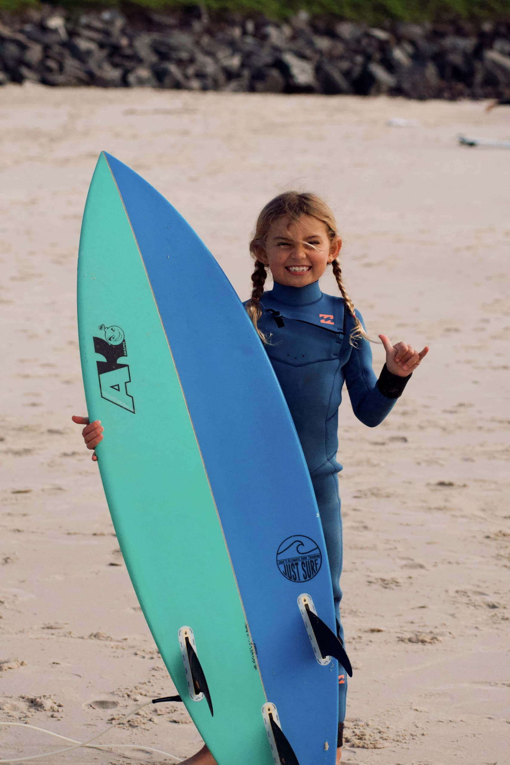 Intermediate Private Surf Session for Kids in Coolangatta - 1.5hr Coaching & Video Analysis