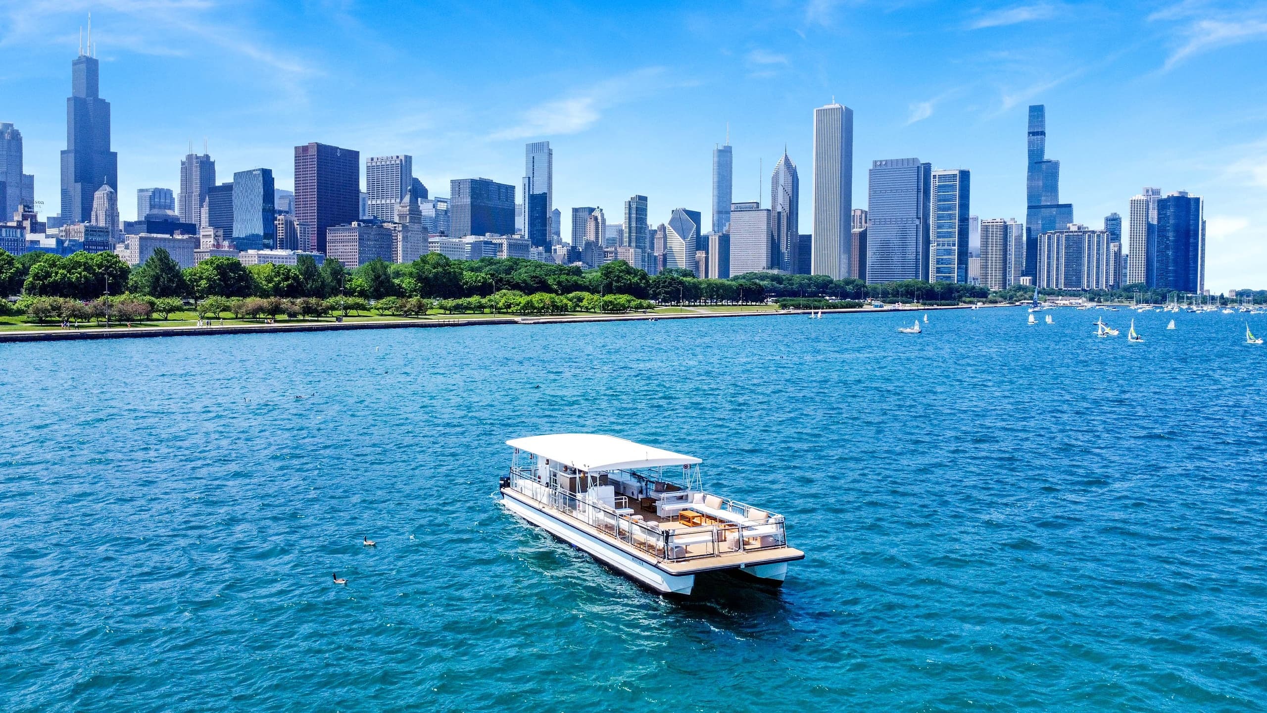 Boat Rental in Northfield, Illinois