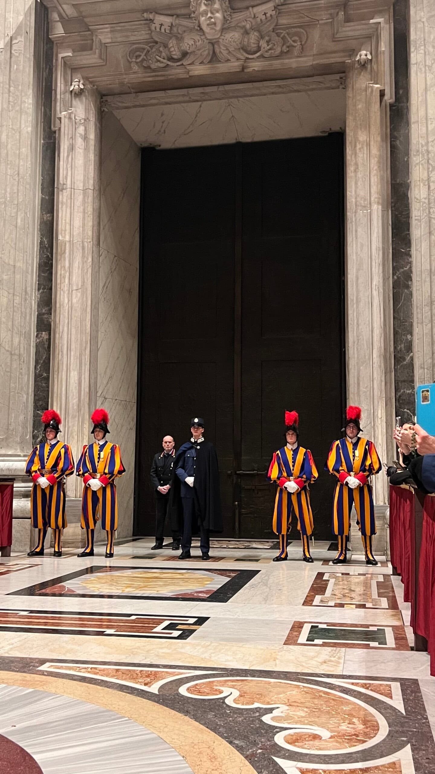 Christmas Eve Mass with the Pope at St. Peter’s Basilica — Private Tour from Rome photo 2