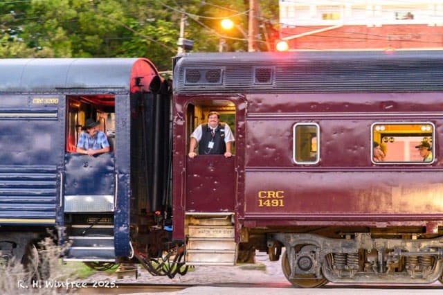Fayette County Tasting Train: Two-Hour Evening Food and Drink Ride from Washington Court House photo 3