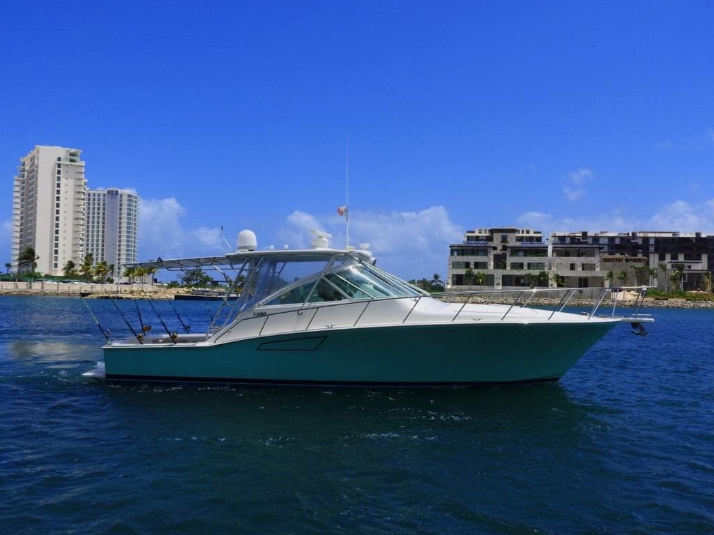 40 ft. Cabo Express Fishing Adventure in Cancún, Mexico