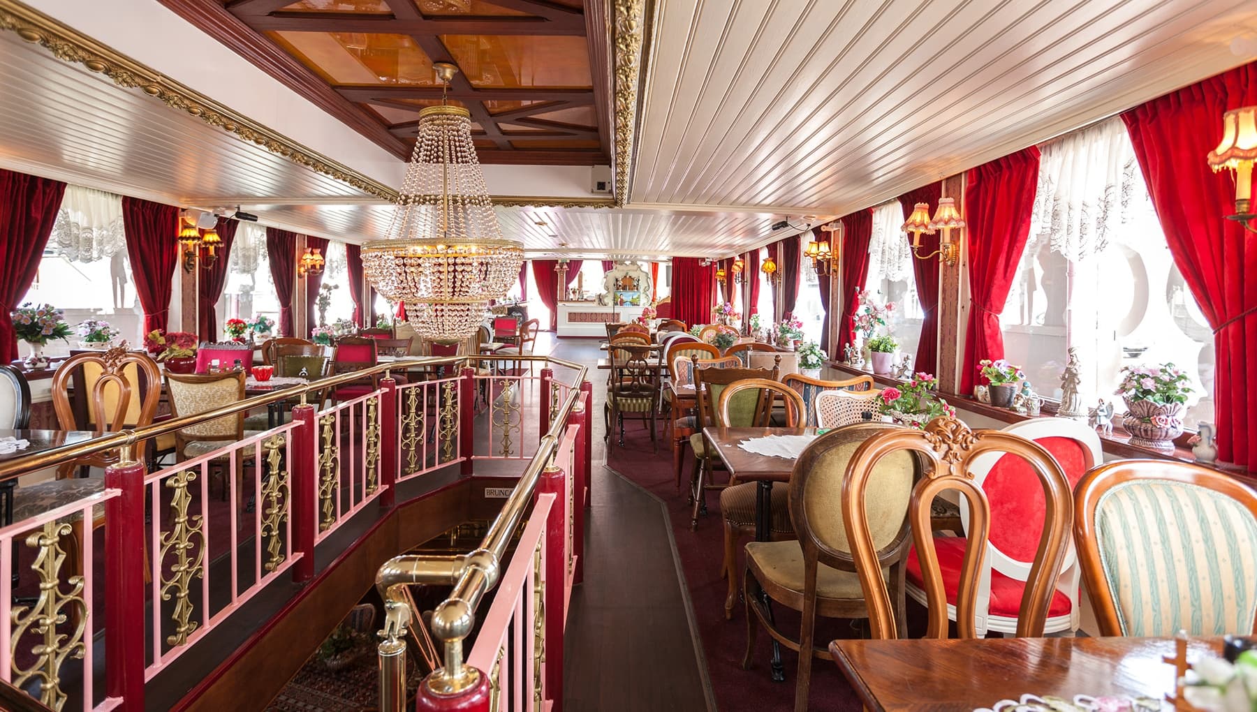 Amsterdam Music Cruise: Live Music Dinner on the IJ photo 1