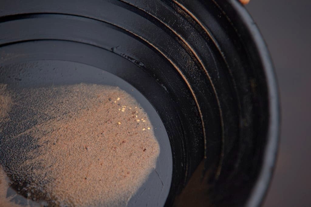 Gold Panning Adventures with Kakslauttanen in Saariselkä
