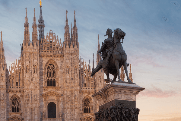 Urban Walking Tour of Milan with Free Tour Italia