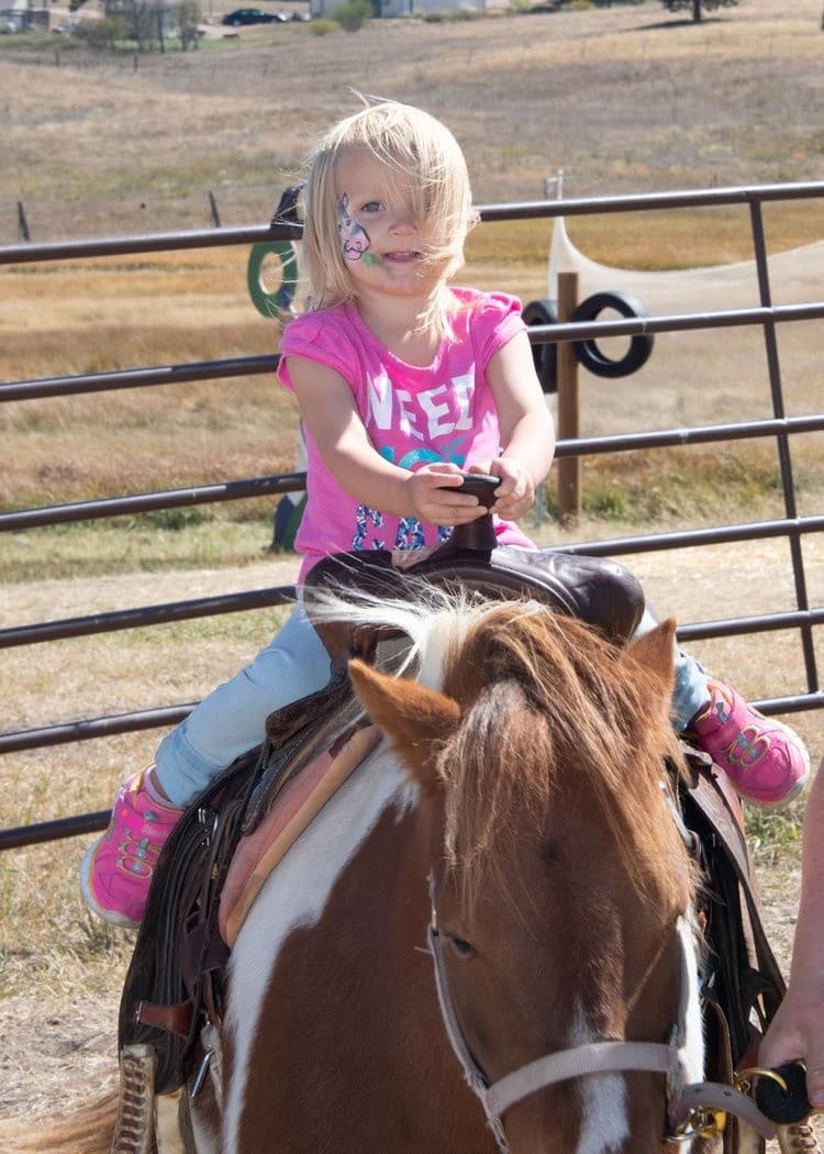 Pony Rides in Monument, Colorado — Short Farm Rides for Kids Near the Front Range