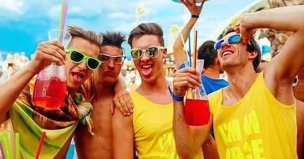 Charleston Harbor Bachelor Party Cruise: 3-Hour Private Charter from Mount Pleasant