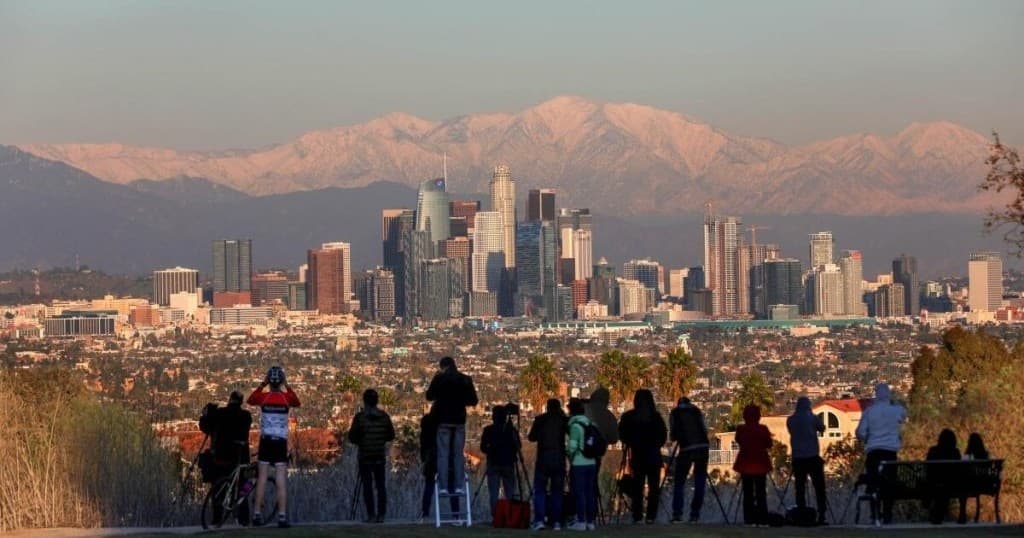 Downtown LA Tour: 6-Hour Private Highlights of Hollywood, Venice and Santa Monica