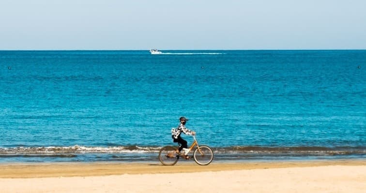 Explore Long Beach by Bike: 72-Hour Rentals on 84th St