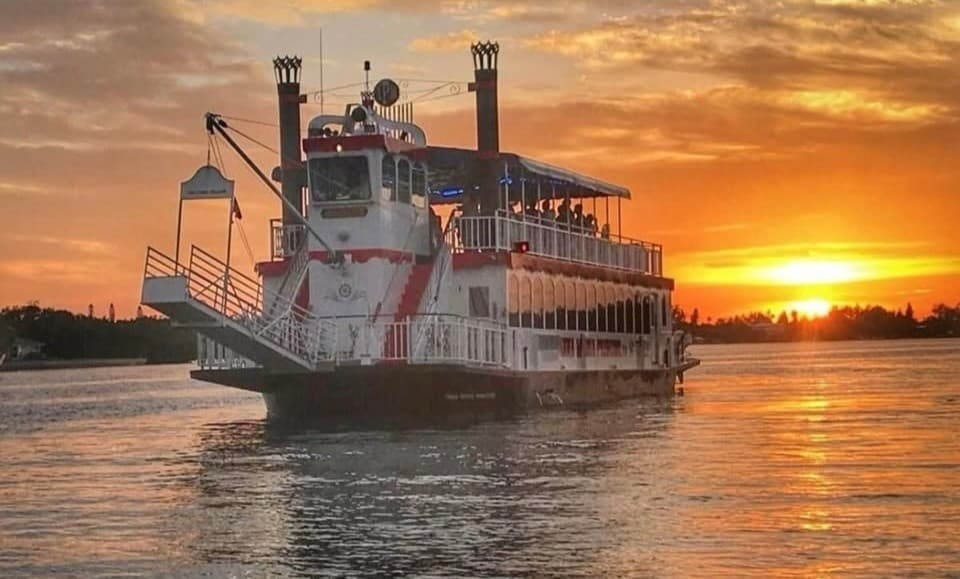 Elizabeth City Scenic Cruise: 2-Hour Albemarle Queen Pasquotank River Tour photo 1