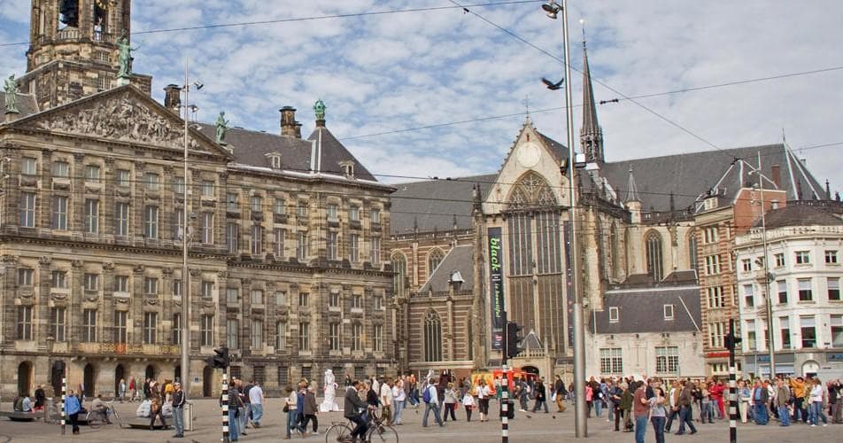 Amsterdam Cultural Tour with Camaleon Tours