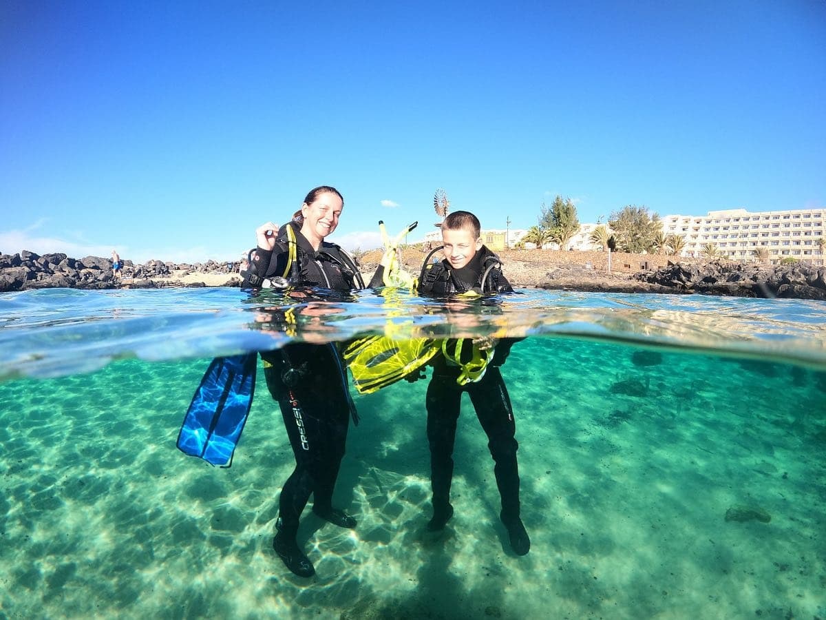 Beginner SSI Try Scuba in Costa Teguise with Aquatis Diving Center