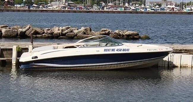 Thrilling 20' Monterey Boat Rental in Erie, PA