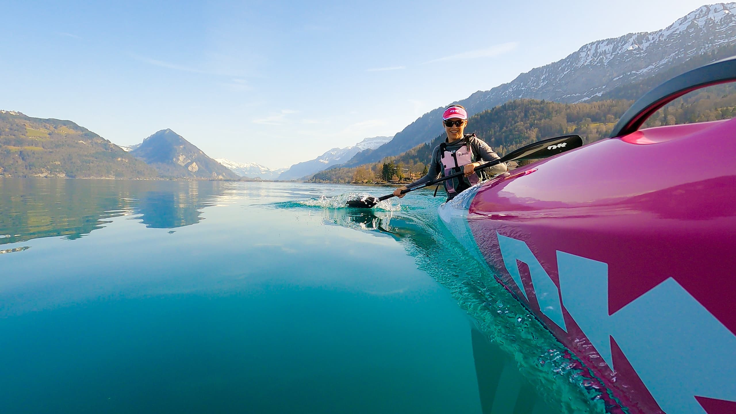 SURFSKI Adventures with SURFSKIPOINT on Lake Thun
